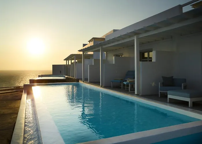 فندق Epic Blue Mykonos 5*